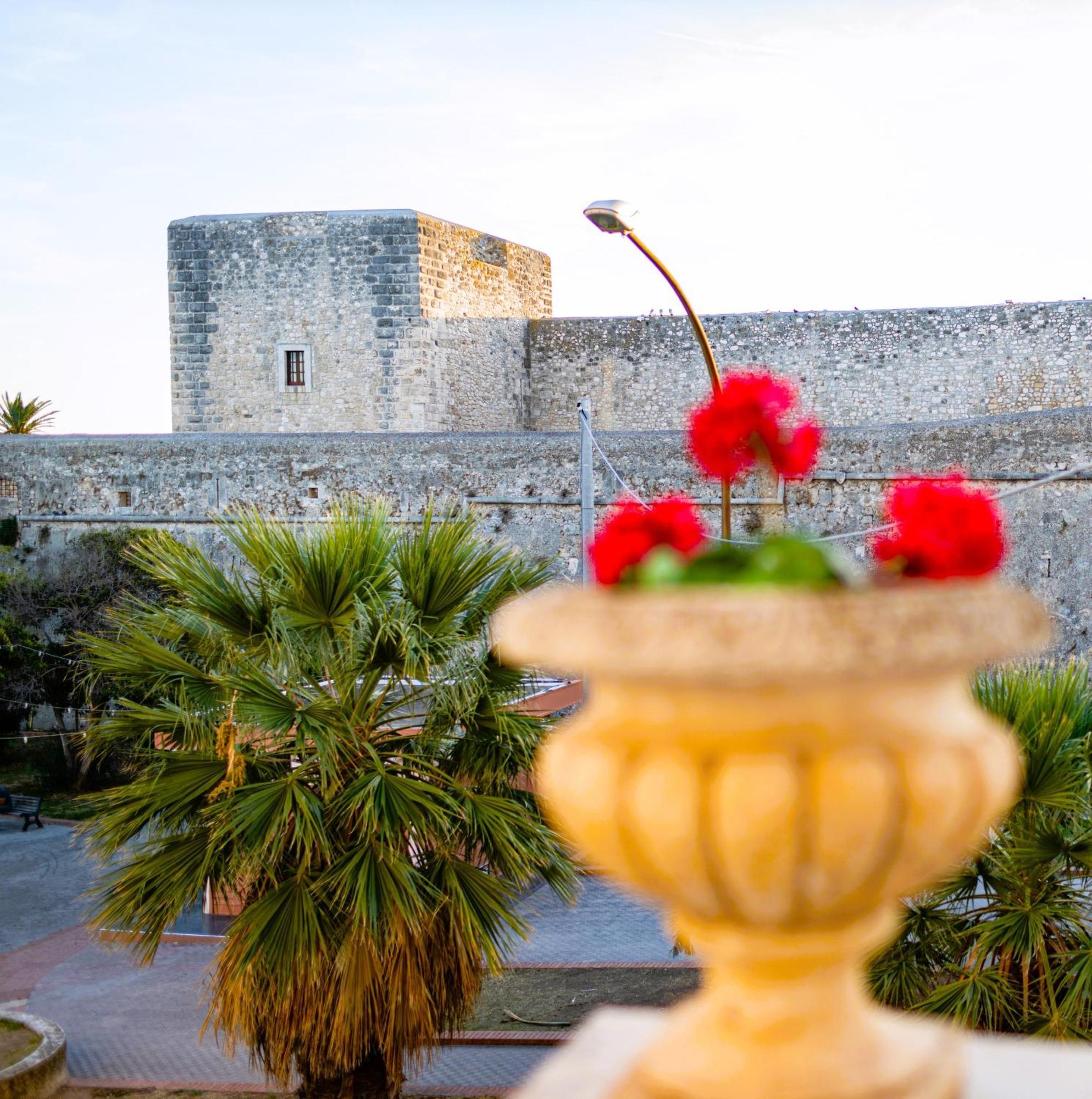 Ferienwohnung Mare E Castello Manfredonia Exterior foto